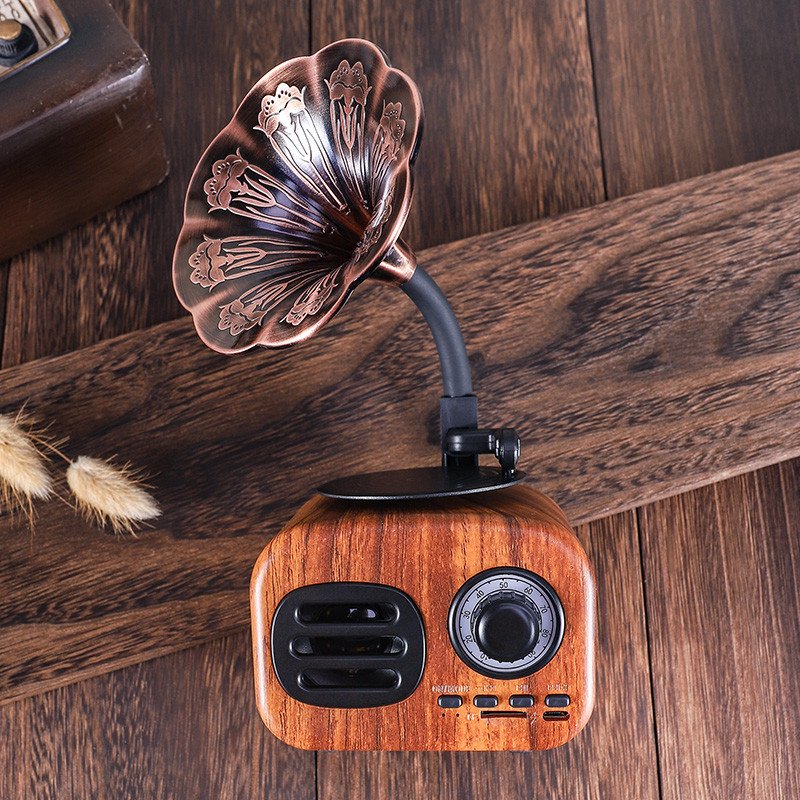 Retro Bluetooth speaker Retro Bluetooth speaker