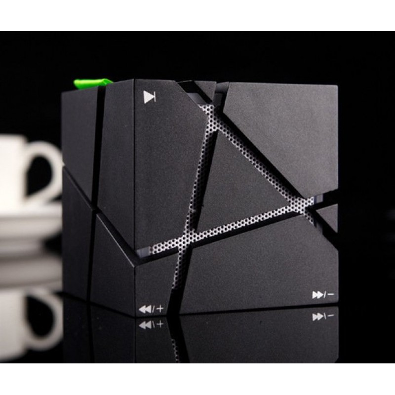 Cube Bluetooth Speaker Creative Colorful Lights Mobile Phone Subwoofer Cube Bluetooth Speaker Creative Colorful Lights Mobile Phone Subwoofer