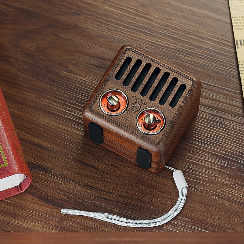Wooden Bluetooth Speakers Retro Solid Wooden Audio With Radio Card Wooden Bluetooth Speakers Retro Solid Wooden Audio With Radio Card
