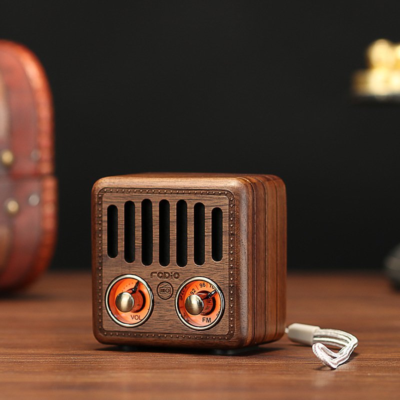 Wooden Bluetooth Speakers Retro Solid Wooden Audio With Radio Card Wooden Bluetooth Speakers Retro Solid Wooden Audio With Radio Card
