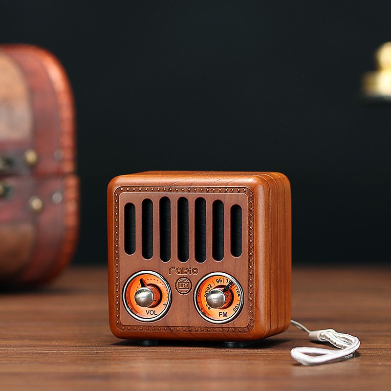 Wooden Bluetooth Speakers Retro Solid Wooden Audio With Radio Card Wooden Bluetooth Speakers Retro Solid Wooden Audio With Radio Card